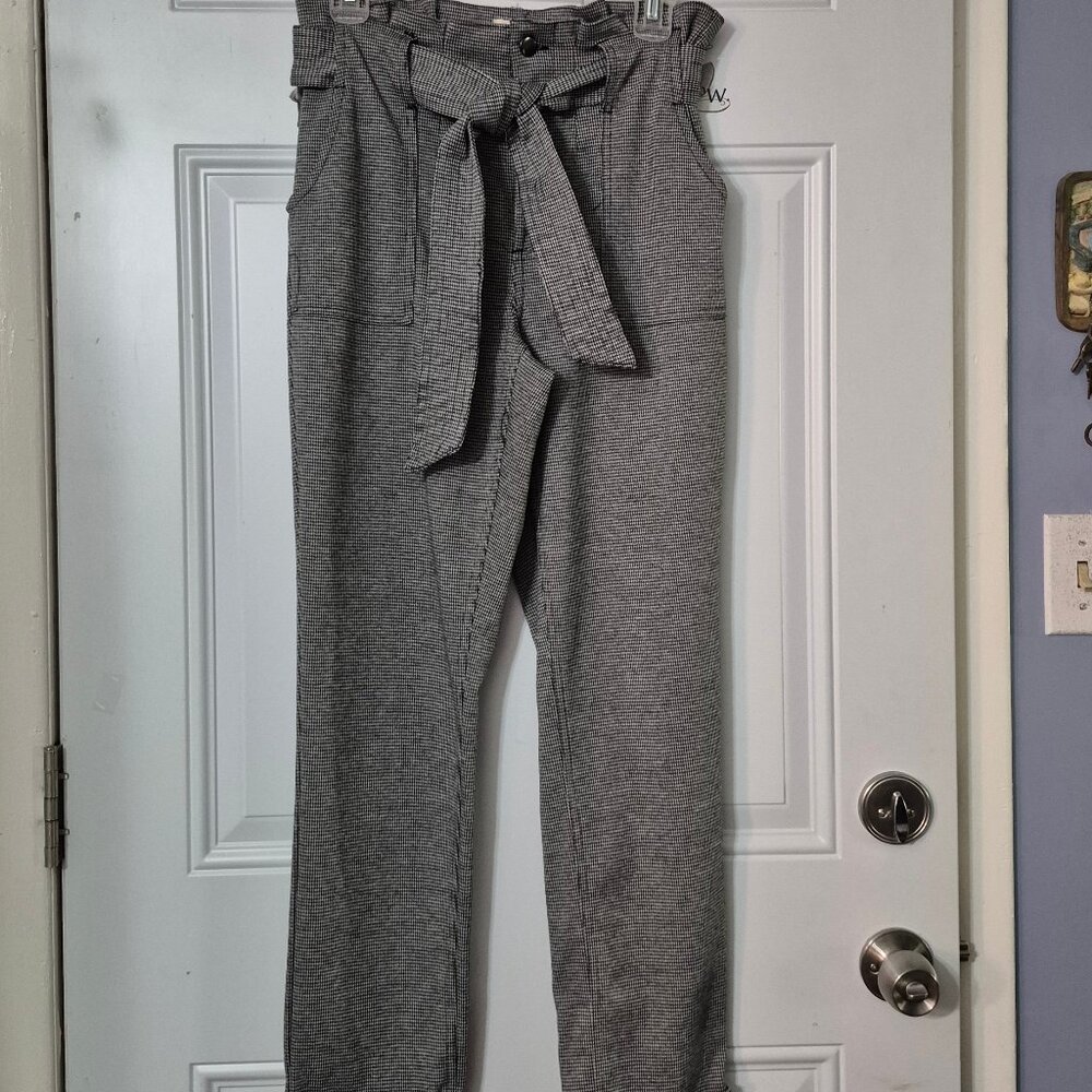 SO pants size 9.EUC